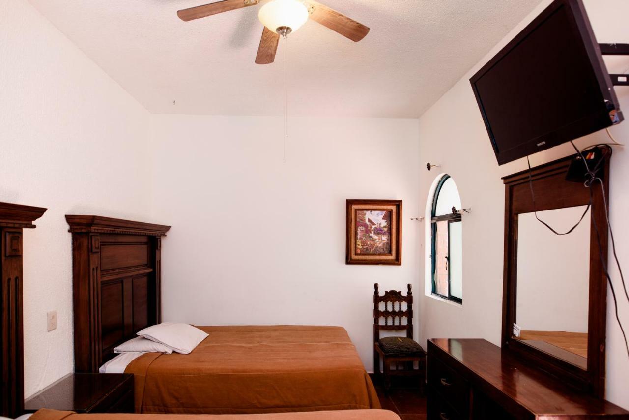 Hotel Maria Elena Durango Luaran gambar